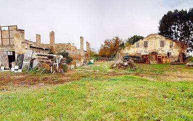 Terreno residenziale a Cento Via Pecore 4 locali