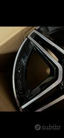 Cerchio originale MERCEDES AMG 23” nuovo OEM
