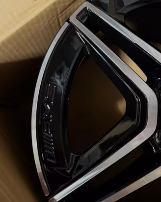 Cerchio originale MERCEDES AMG 23” nuovo OEM