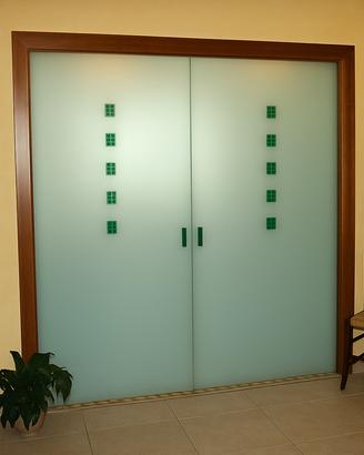 Porta scorrevole vetro satinato cornice ciliegio