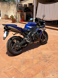 yamaha Yzf R1 2004