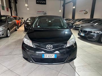 Toyota Yaris 1.0 5 porte NEOPATENTATI