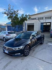 VOLKSWAGEN Passat 8ª serie - 2016