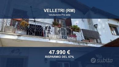 Immobile in asta di 195 m² con più di 5 locali a V