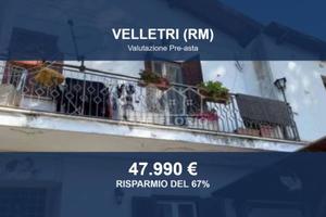 Immobile in asta di 195 m² con più di 5 locali a V
