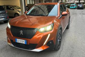 Peugeot 2008 puretech 100 s&s allure pack