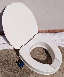 Alzawater con coperchio e bloccaggi a vite
