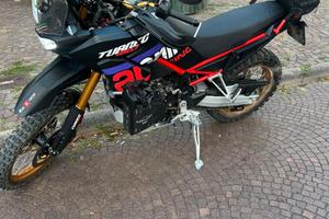 Moto Aprilia Tuareg Rally