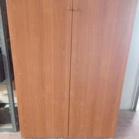 Armadio in legno 