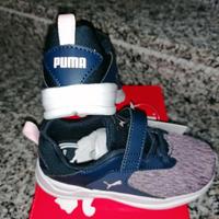 2 paia di Scarpe Puma bambino/na