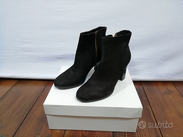 Stivaletto/tronchetto nero n. 39