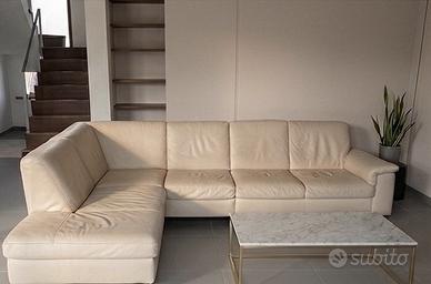 Divano in pelle Natuzzi – angolare colore crema