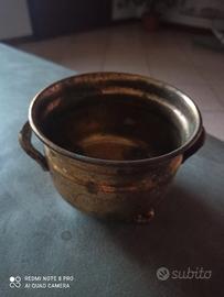 vaso in ottone vintage 