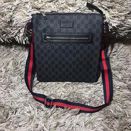 Borsello nero outlet gucci