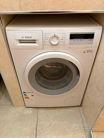Bosch Serie 4 - 8 Kg 1200 giri EcoSilence Drive