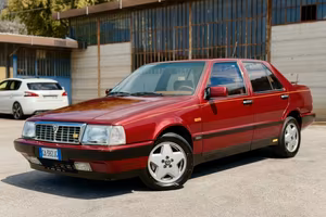 Lancia Thema Ferrari 8:32 V8