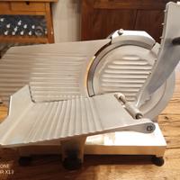 affettatrice semi professionale 