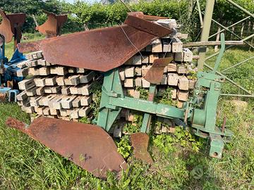 Aratro monovomere per orto