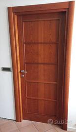 Porta in ciliegio massiccio