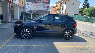 Volvo xc 40