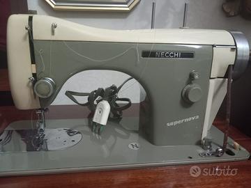 Macchina da cucire Necchi