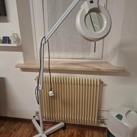 Lampada con ingranditore