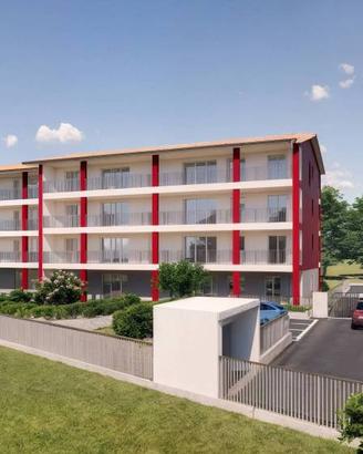 Appartamento di 136 m² con 4 locali e box auto a S