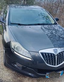 lancia delta 1.6 mtj 120 CV.