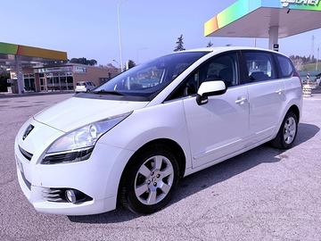Peugeot 5008 1.6 HDi 112CV Family