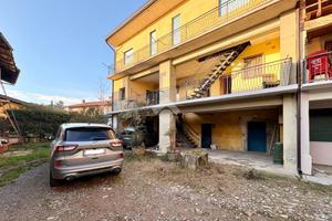 CASA DI CORTE A SPIRANO