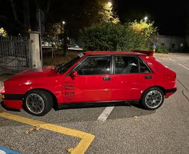 Lancia delta 1.6 Hf turbo Martini racing