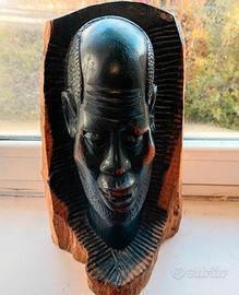 statua africana in legno da esposizione 
