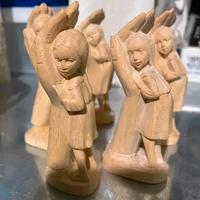 statua della protezione in legno - ricordo