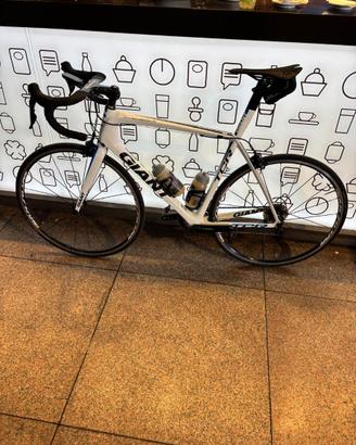 Bici da corsa Giant TCR Advanced SL (taglia L)