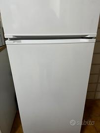 Frigorifero AKAI