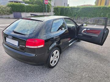 AUDI A3 2.0 TDI ( INTERNI IN PELLE )