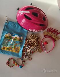 Casco bici bimba giochi braccialetti