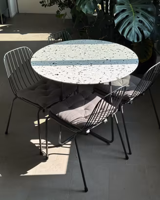 Tavolo rotondo effetto terrazzo Ø90 + 4 sedie