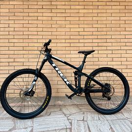 TREK Remedy 8 27,5