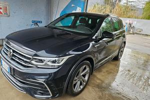 Volkswagen Tiguan 2.0 TDI 150cv DSG R-Line