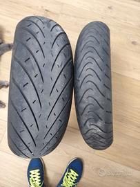 Pneumatici moto metzeler