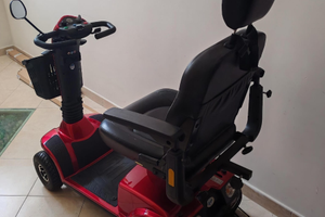 Scooter elettrico per anziani