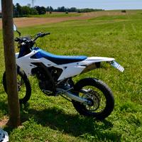 Suzuki valenti 125