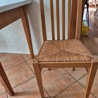 sedie in legno e seduta in paglia 