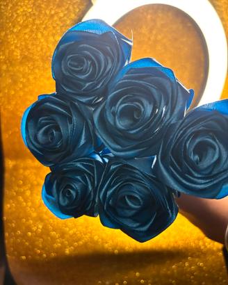 mazzo da tre rose blu💙