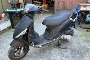 Piaggio Zip 50