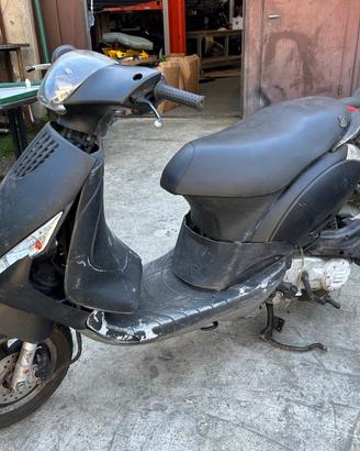Piaggio Zip 50