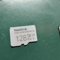 SANDISK 128 giga ,due micro sd 