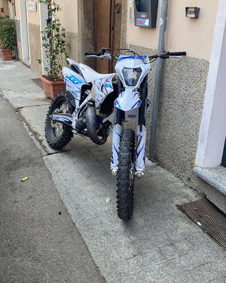 Husqvarna te 125