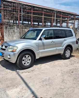 mitsubishi pajero 3.2 did 160cv autocarro 